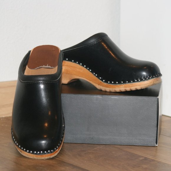Vintage Black Swedish Clogs - Picture 3 of 6